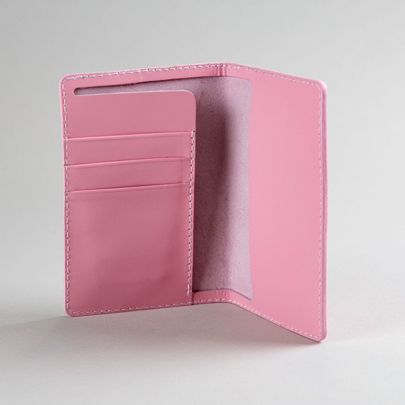 Cartera para pasaporte personalizada, porta pasaporte para mujer, porta pasaporte familiar, funda para pasaporte plegable, funda para pasaporte, billetera rosa para documentos imagen 1