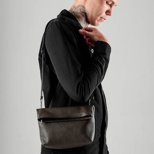 Herren Umhängetasche, Leder Messenger Bag, italienische Ledertasche, Umhängetasche für Männer, Leder Sling Bag, Leder Gürteltasche, Geschenke für ihn
