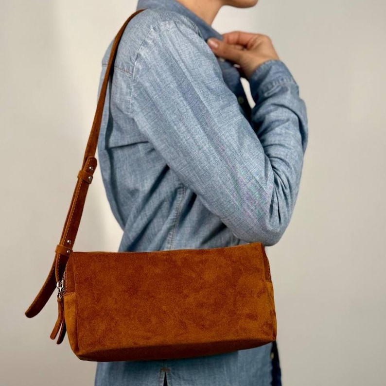 Borsa bowling in pelle scamosciata, borsa cilindrica in pelle scamosciata color cioccolato, piccola borsa morbida con doppia cerniera, borsone in pelle scamosciata di alta qualità, borsa a mano marrone Cinnamon
