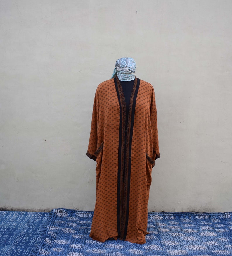 Lightweight Robe Summer Robes Bridesmaid Robe Bridal Robe Wedding Robe Lace Robe Recycle Vintage silk sari kimono Robe Spring Robe