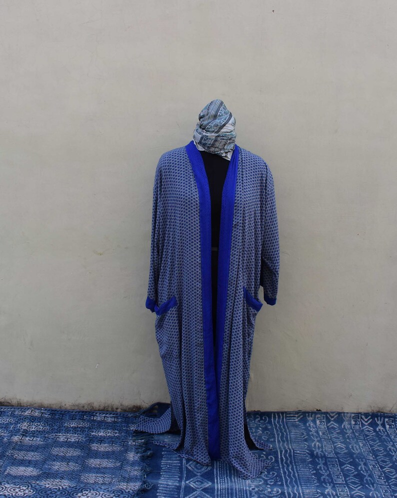 Indian Silk sari Women Dress Silk Sari Dress Vintage Silk Sari Kimono Dress nightdress swimwear beachwear recycle vintage silk Sari kimono