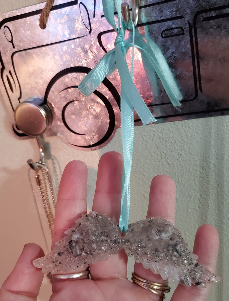 Angel Wings Ornament Cremation Ashes / Funeral Flower Keepsake / Loved