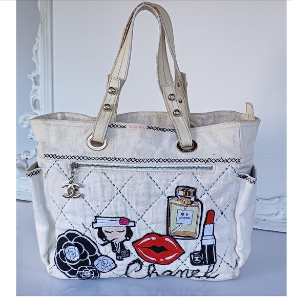 CHANEL vintage PERSONALIZED creative embroidery bag