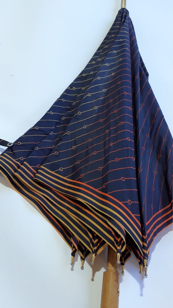 gucci umbrella