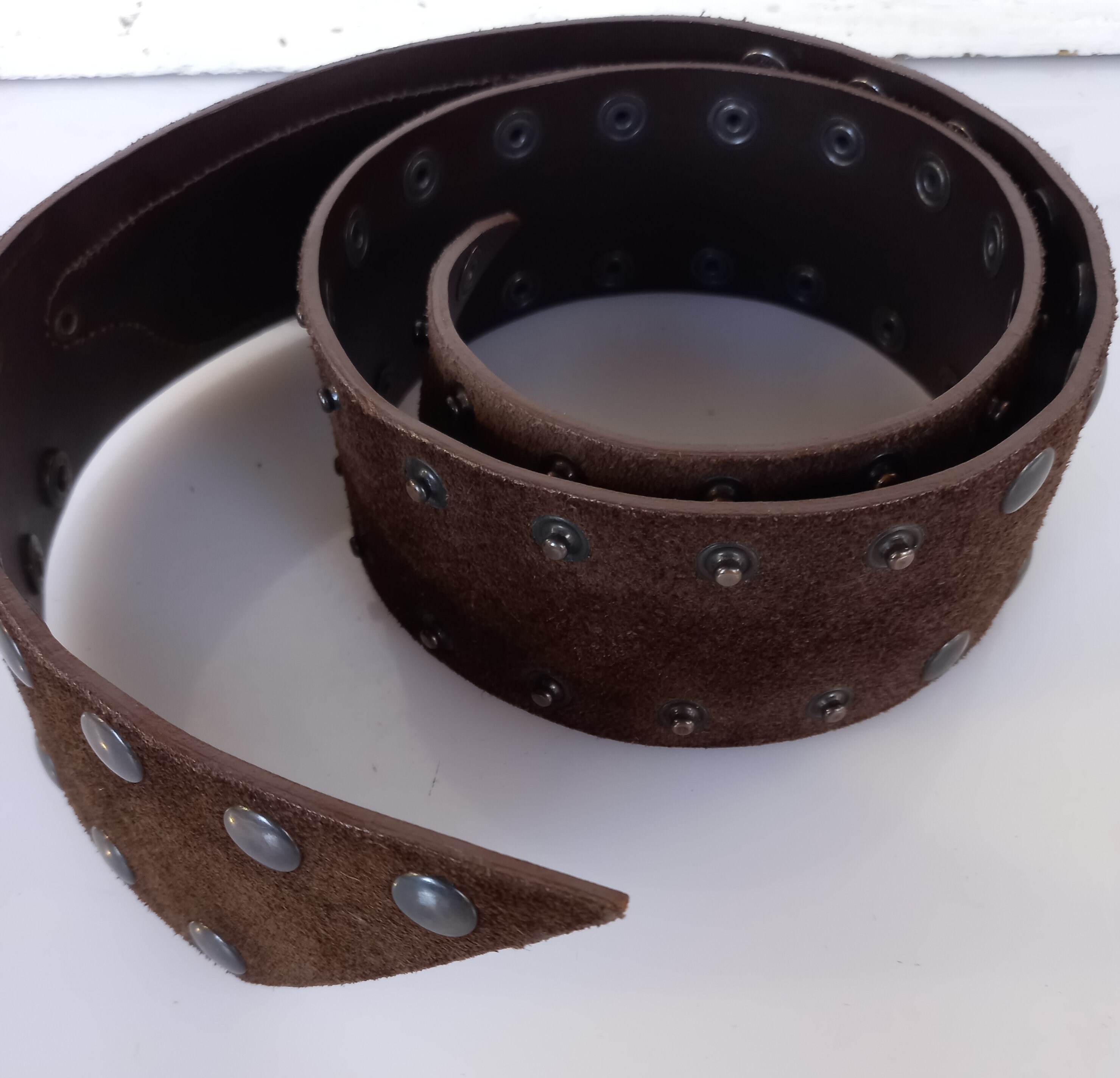 Dolce E Gabbana VINTAGE Genuine Leather Rivet Belt - Etsy  display picture 2