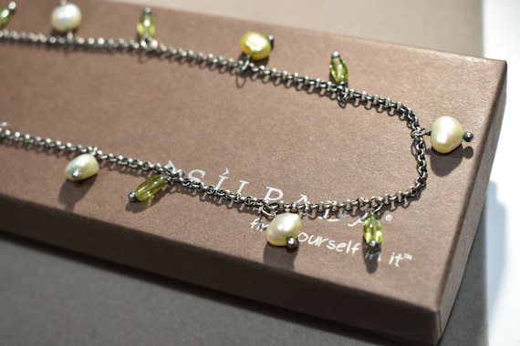 Silpada Sterling Silver Pearl Necklace Oxidized Freshwater Pearls and Peridot Retired Silpada