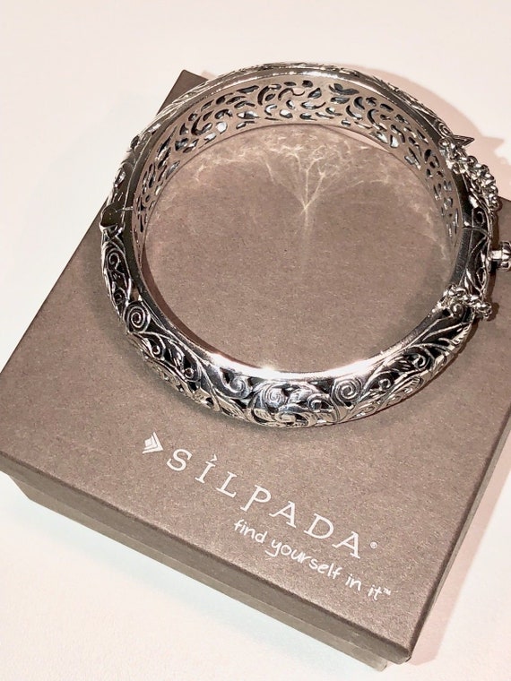 Silpada Sterling Silver Floral Filigree Hinged Bangle Bracelet