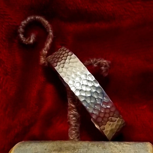 Silpada ハンマー打ち 925 シルバー ヴィンテージ カフブレスレット Silpada ハンマー打ち 925 シルバー ヴィンテージ カフブレスレット