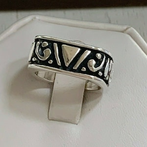 Silpada 925 Sterling Silver Filigree Design Band Ring size 5