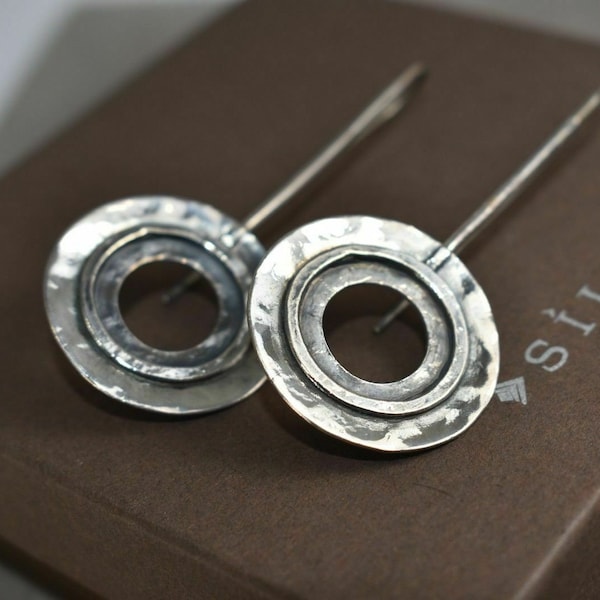 Silpada 925 Sterling Silver Oxidized Hammered Cut Out Circle Threader Earrings W1654