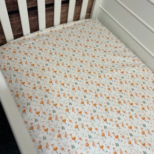 Flamingo crib sheet- cot- baby- nursery- pack and play- gift- toddler-kids- beach- tropical- jungle- pink- leaves- flower- floral- sea-ocean