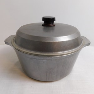 F6 - Club Classic 5 Hammered Aluminum 4Qt Dutch Oven - Retro Vintage