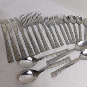 K6 - Cambridge Silver Co. CBS191 Stainless Flatware 4 - 5pc Place Settings