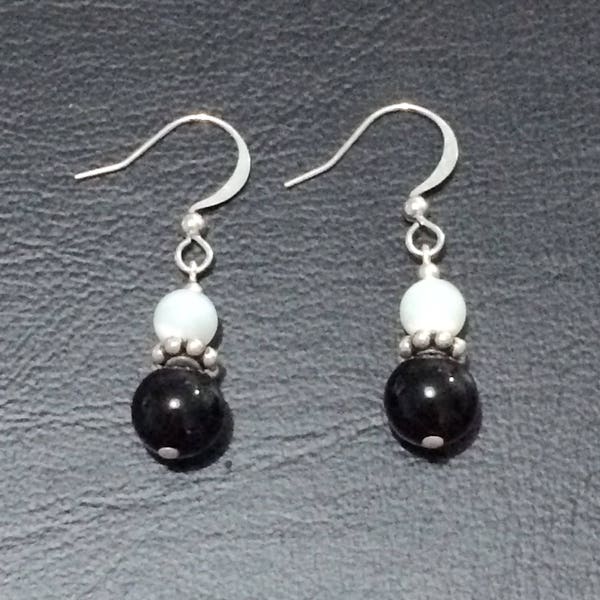 Boucles d'oreilles, argent, nacre, perles semi-précieuses, gemme, onyx, Luna.