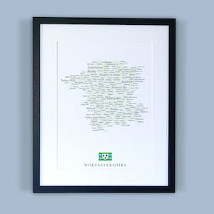 Worcestershire County Kaart // Ingelijste kaart van Worcestershire // Minimale typografische kaart afdrukken // Kaarten van Engeland