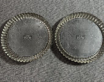 Conjunto de 2 formas caneladas para torta G&S, 26 cm (10,25 polegadas), fundo texturizado, em metal.