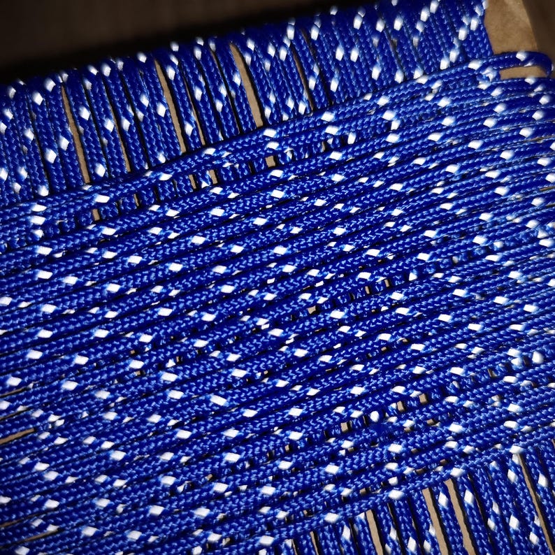 Reflective paracord 2mm Strong String Cord Camping Outdoors Hiking Bushcraft Luminous UK image 3