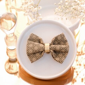 Khaki clip-on knot printed asanoha