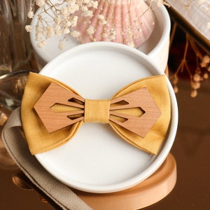 Nodaré - Atelier Martho X Gaëlle Haymé - Mustard ochre linen bow tie with wooden knot. (capsule collection)