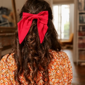 Maxi red barrette bow