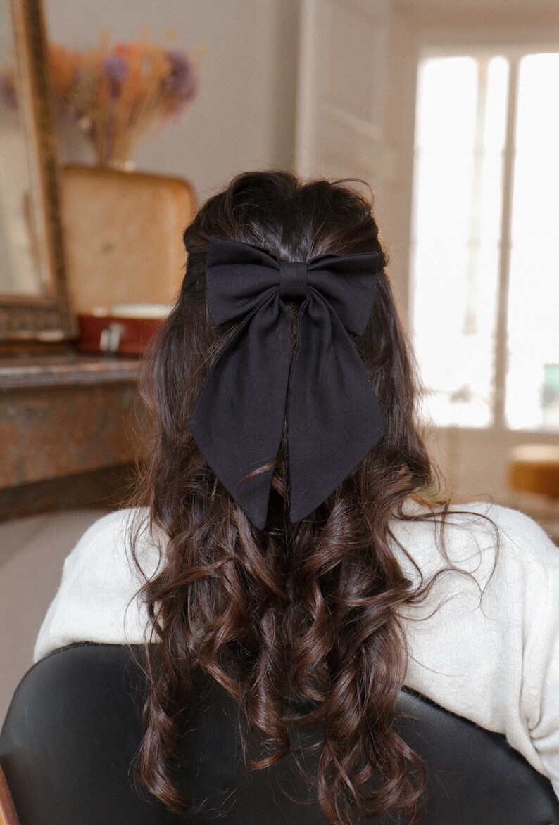 Maxi bow barrette in black cotton twill image 1