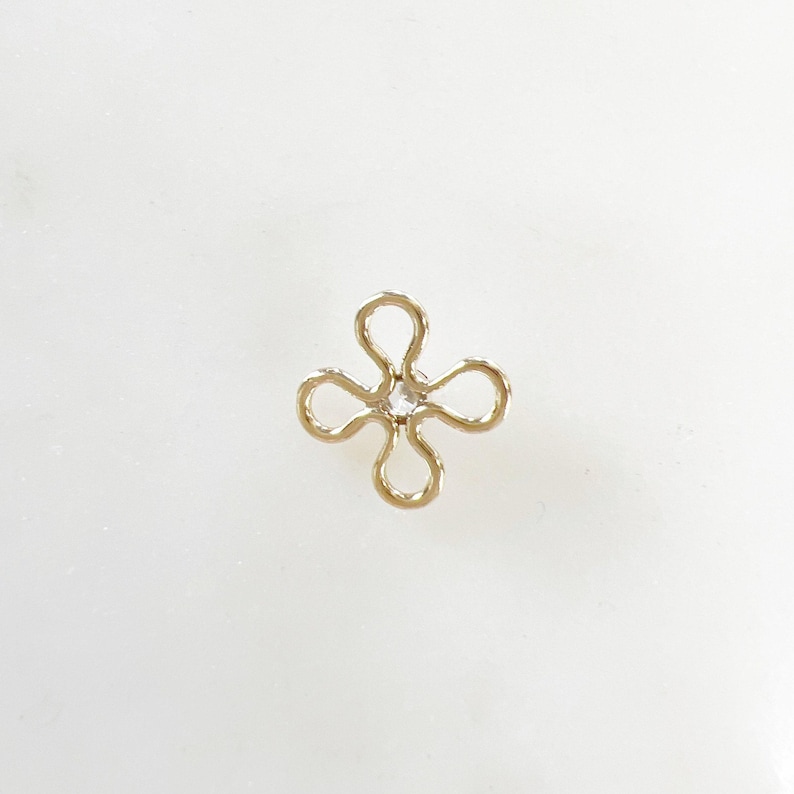 1 breloque anneau connecteur fleur en zircon cubique minuscule, connecteur permanent pour bijoux, plaqué or 14 carats ou argent sterling. image 5