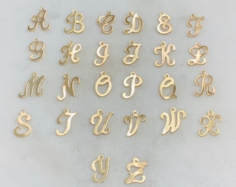 14K Gold gefüllter Alphabet-Schriftzug-Buchstabenausschnitt-Charm-Anhänger. Wählen Sie Ihren Buchstaben