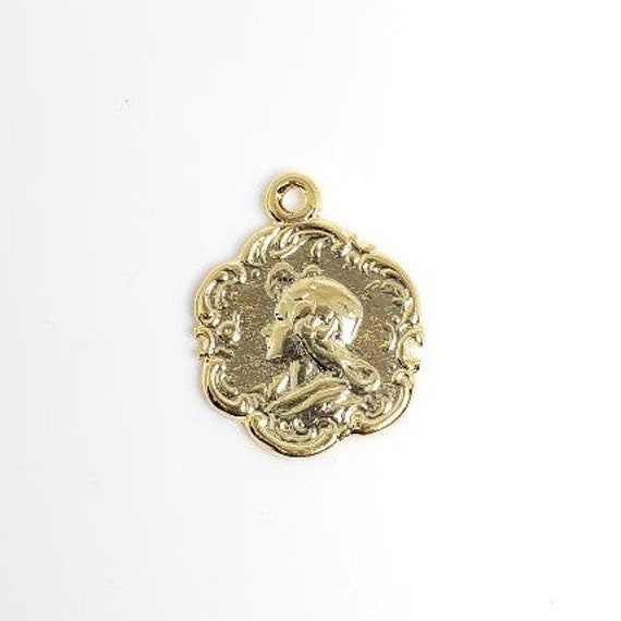 16 mm Vintage 2 Sided Portrait Pendant, Brass ,Gold Plated Coin, Charm, Pendant, Polished Gold, Coin