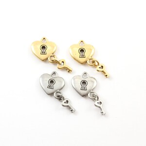 2 Pieces Pewter Simple Heart Pad Lock with Key Valentines Day Key Charm Jewelry Making Supplies Necklace Antique Gold, Antique Silver