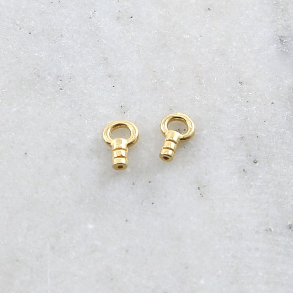 2 pièces Petite ouverture .7mm Vermeil Perle Chaîne Extrémité Bouchon Coffret Sertir Extrémités Anneau Fermées