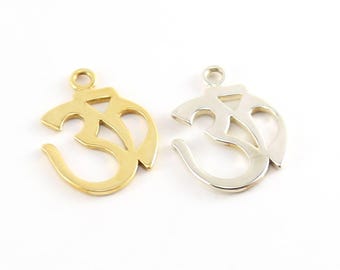 Cut out ohm charm pendant with loop in sterling silver and vermeil gold