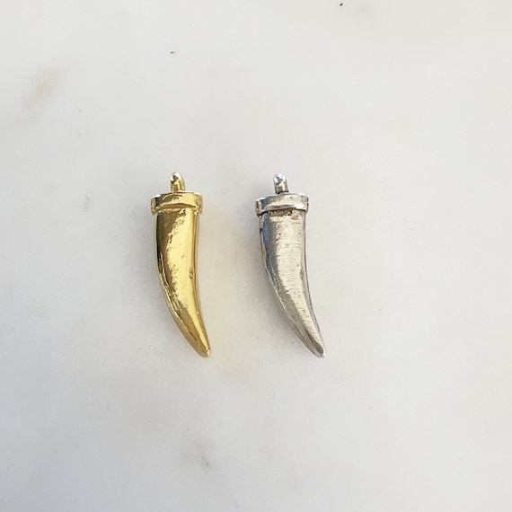 Thick Smooth Curved Horn Point Dagger Charm Pendant in Sterling Silver or Vermeil Gold Tribal Charm