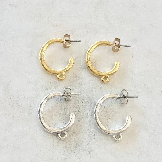 1 pair textured Hammered Pewter Round Hoop 21mm x 15mm Chandelier Finding Earring Component with Ring on Bottom in Matte Gold or Silver