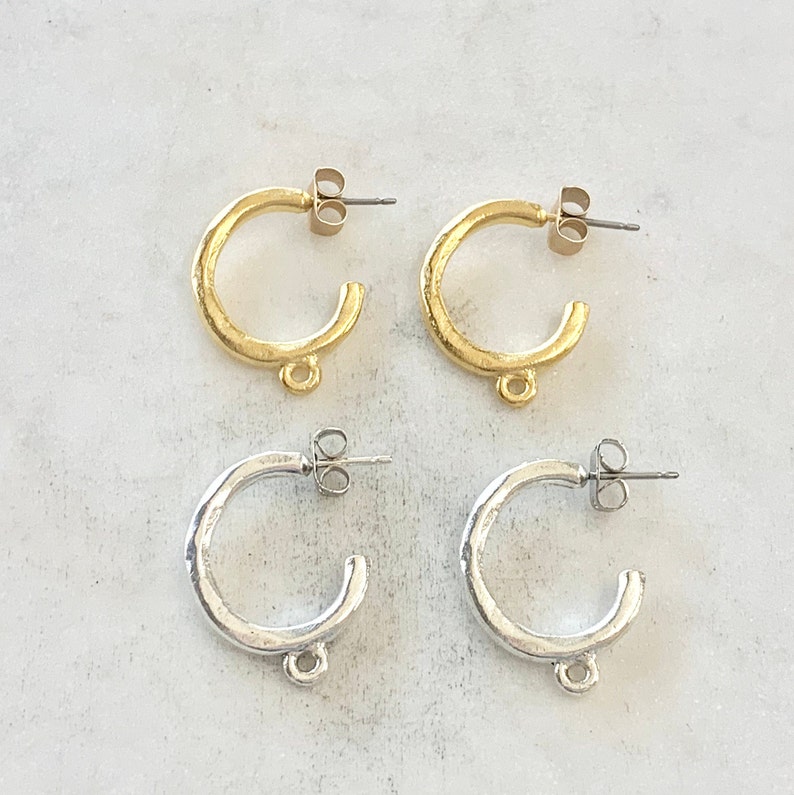 1 pair textured Hammered Pewter Round Hoop 21mm x 15mm Chandelier Finding Earring Component with Ring on Bottom in Matte Gold or Silver image 1