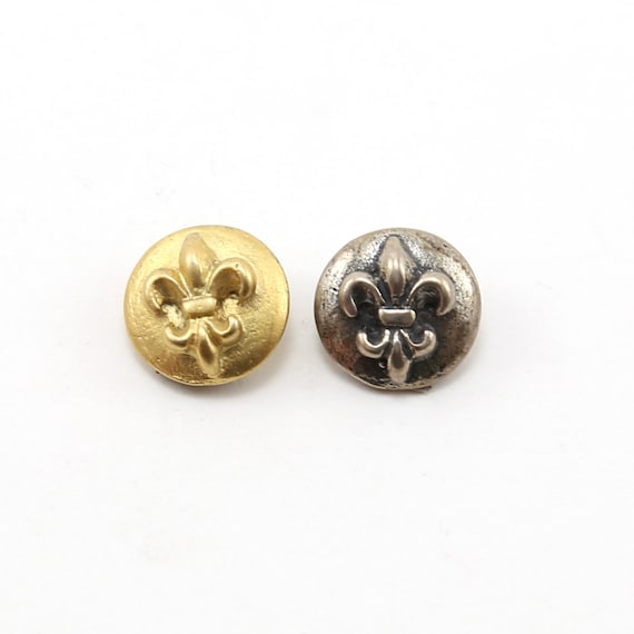 Round 3D Fleur De Lis Button in Sterling Silver or Shiny Vermeil Gold Wrap Bracelet Button