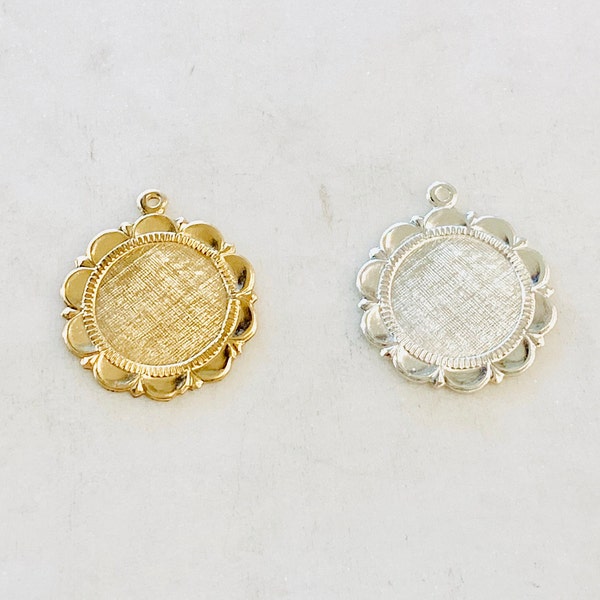 22mm Large Gold Filled or Sterling Silver Flower Scalloped Coin Medallion Stamping Blank Pendant, Stamping Disc,Circle Pendant