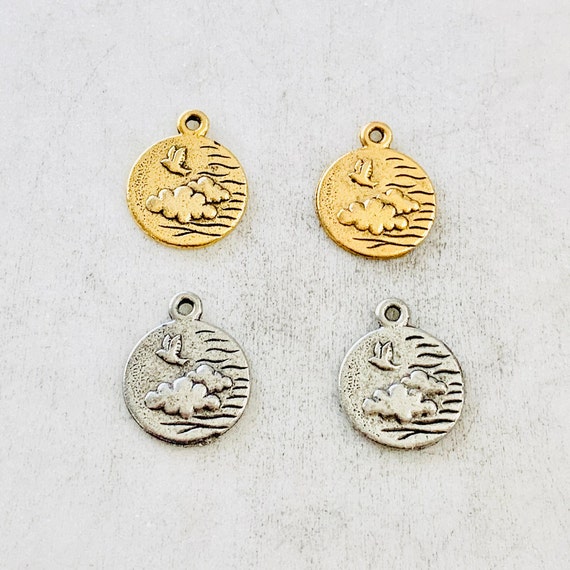 2 Pieces Pewter Base Metal Round Wind and Cloud With Flying  Bird Weather  Charm Round Disc Drop Pendant Antique Gold, Antique Silver