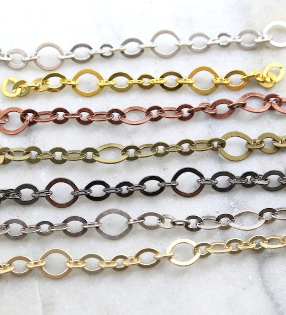 Base Metal Graduated Flat Oval Chain in 7 Finishes Nickel Lead Free / Chain By the Foot