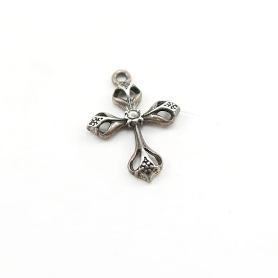 Sterling Silver Vintage Style Pretty Royal Cross Charm Religious Spiritual Catholic Pendant