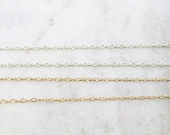 Dainty Figure 8 Shiny Chain 14K Gold Filled or Sterling Silver Permanent Jewelry / Sold by the Foot / Bulk Unfinished Chain