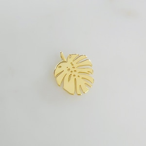 Tropical Monstera Leaf Plant Charm Sliding Gold Plated Leaf 20mm x 15mm Sideways Loop