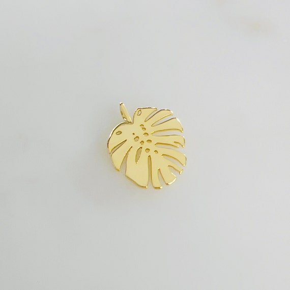 Tropical Monstera Leaf Plant Charm Sliding Gold Plated Leaf 20mm x 15mm Sideways Loop