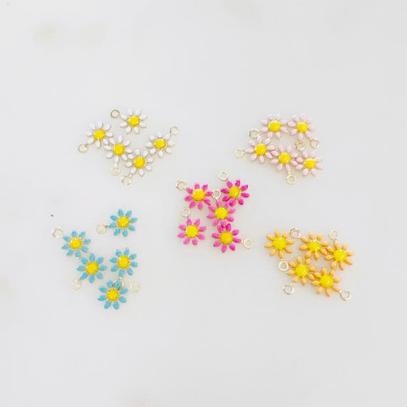 5 Pieces Cute Dainty Daisy Flower Pendant, Gold Plated Double Sided Nature Flower Spring Charm Pendant, Jewelry Supply