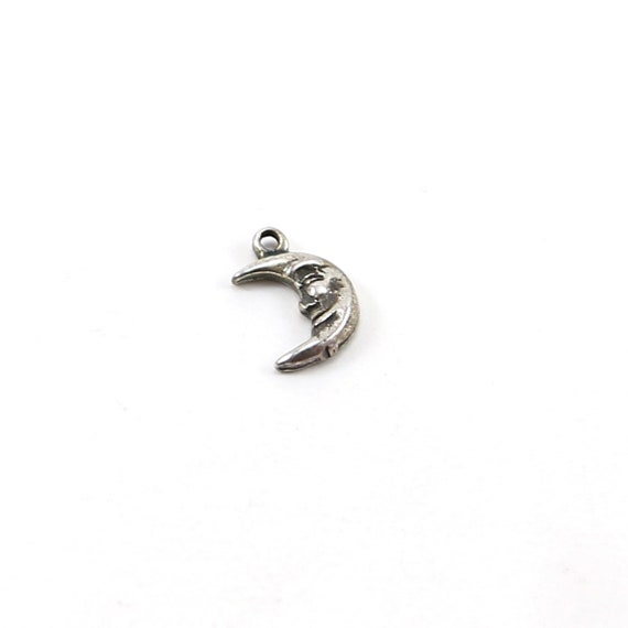 Smiling Detailed Crescent Moon Charm Celestial Pendant in Sterling Silver