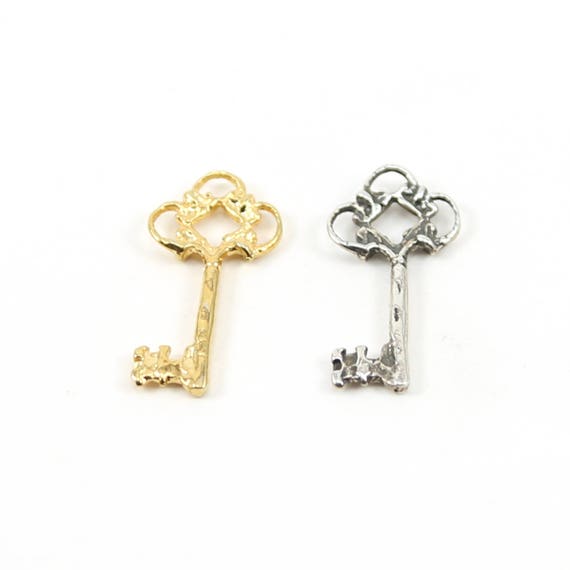 Victorian Fancy Skeleton Key in Sterling Silver or Vermeil Gold Key Pendant