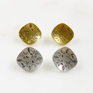 2 piece pewter leaf detailed button antique gold or antique silver rounded diamond shape button arts and crafts supplies button