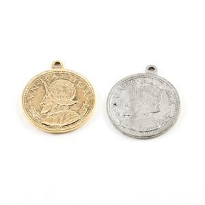 Detailed VN Balboa Spanish Panama Explorer Coin Double Sided Round Ship Circle Pendant 25mm x 22mm in Antique Gold, Antique Silver