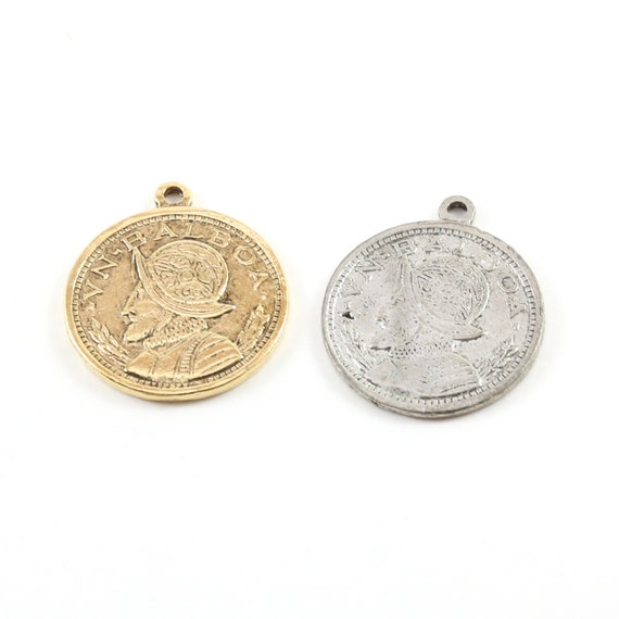 Detailed VN Balboa Spanish Panama Explorer Coin Double Sided Round Ship Circle Pendant 25mm x 22mm in Antique Gold, Antique Silver