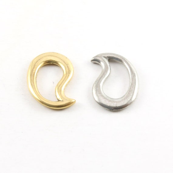 Large Thick 23mm Smooth Open Teardrop Paisley Design Pewter Metal Connector Ring Charms Gold or Silver