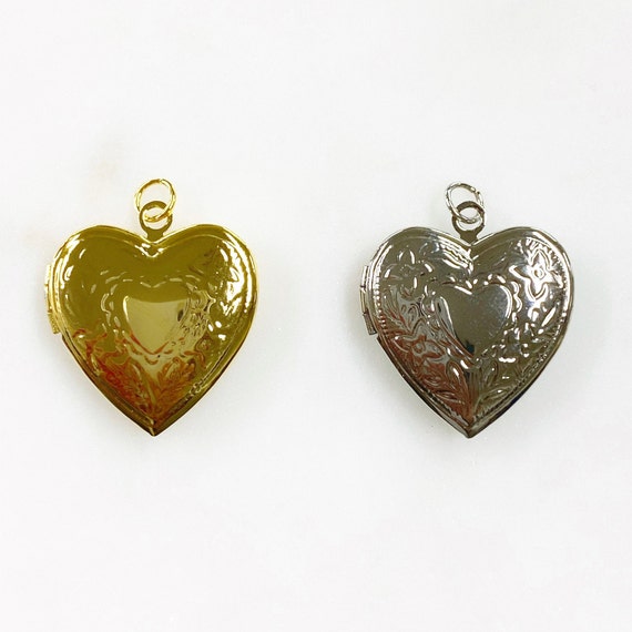 1 Piece Heart Shaped Locket Choose Your Color Gold or Silver Base Metal Locket